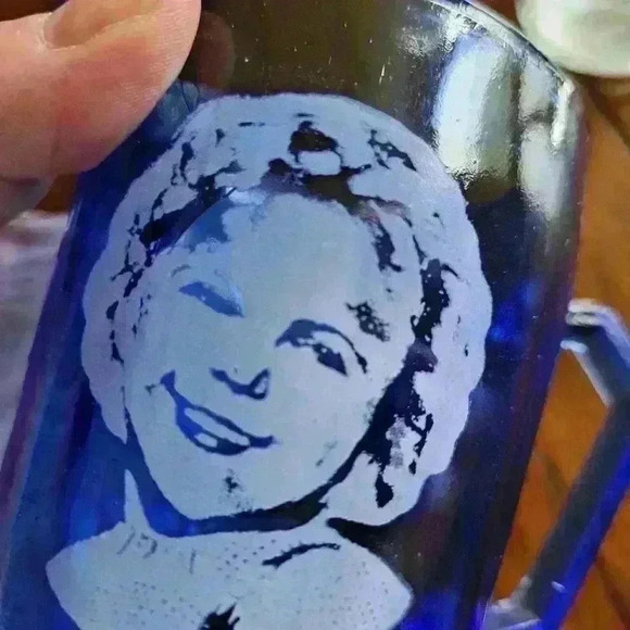 Shirley Temple 1930s Depression Blue Glass Pitcher 2pc - Picture 7 of 13